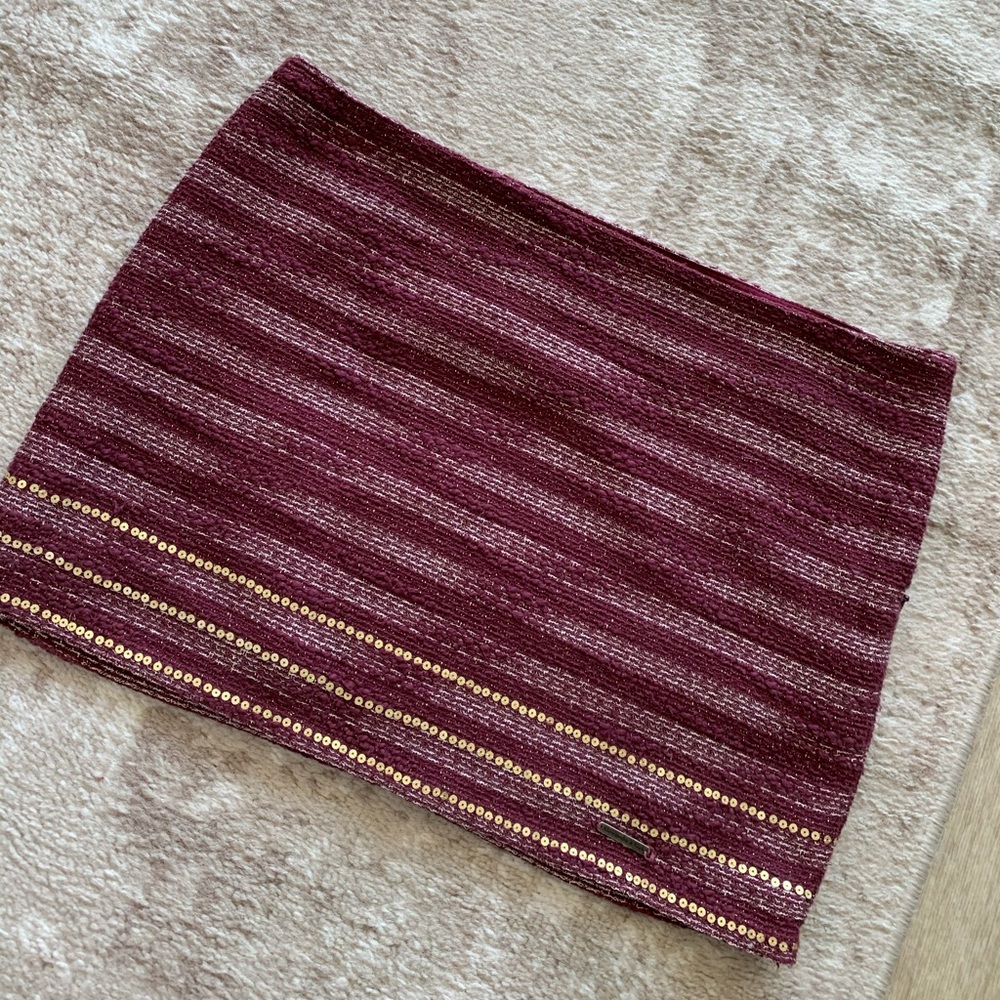 A&F skirt